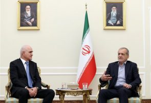 Iran Cautions Azerbaijan against Presence of Outsiders in Region